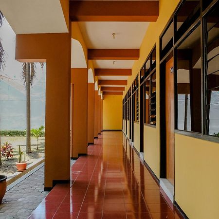 Oyo 1342 Uniga Malang Family Residence 외부 사진
