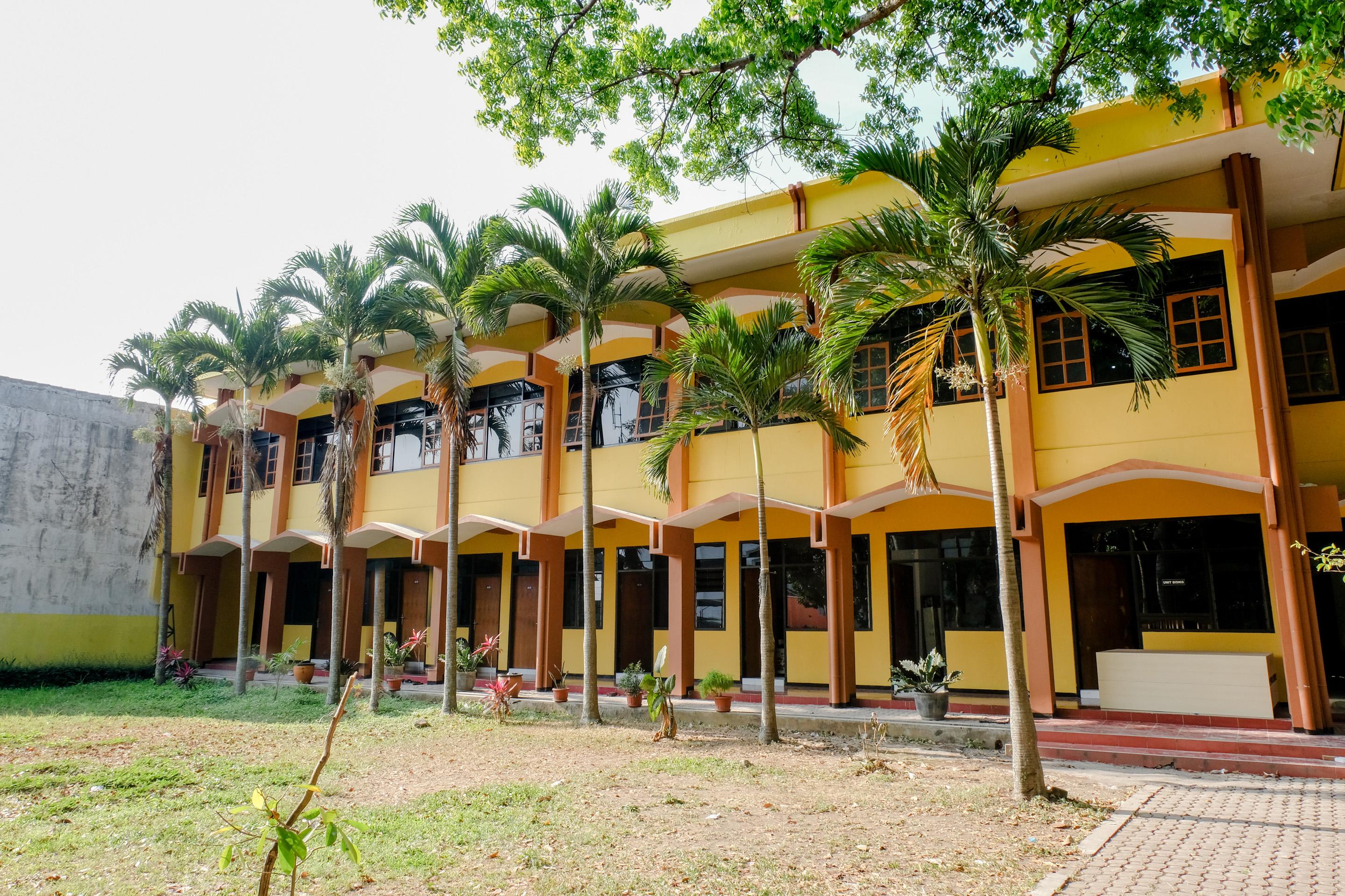Oyo 1342 Uniga Malang Family Residence 외부 사진