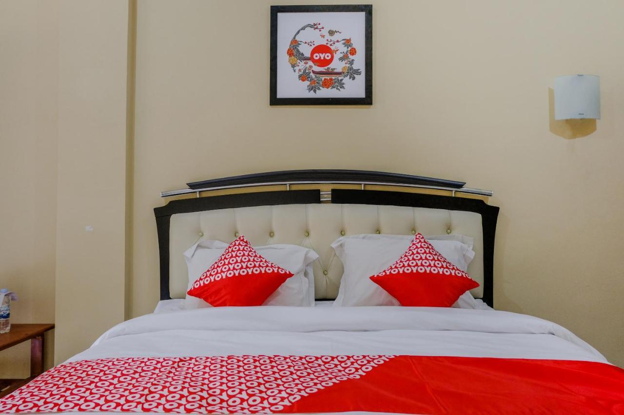 Oyo 1342 Uniga Malang Family Residence 외부 사진